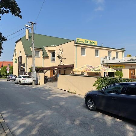 Penzion Helios Bratislava Luaran gambar